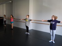 Contemporary dance class (1)